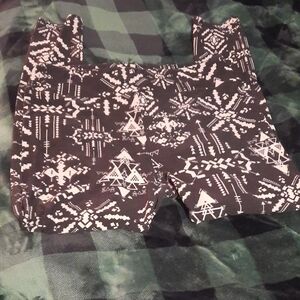 LULAROE Black and White Geometric Print Leggings